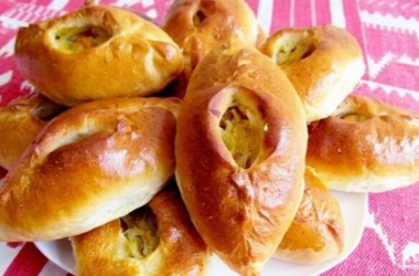 Расстегаи с капустой