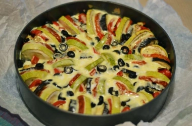 Рататуй с сырным соусом